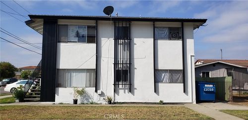 e-901 Carob Way, Montebello, CA, 90640 | Card Image