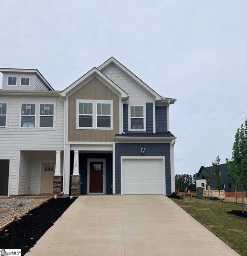 500 Round Rock Way, Fountain Inn, SC, 89644 | Card Image