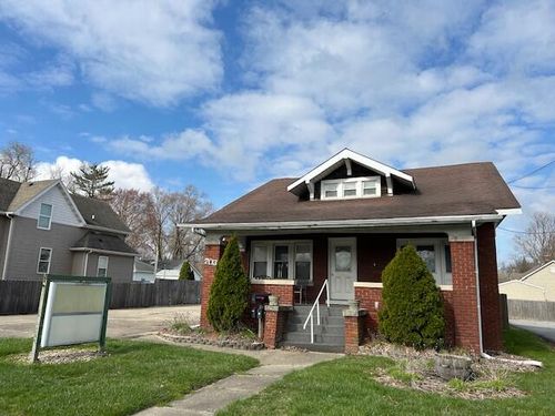 703 N Main St, Crown Point, IN, 46307 | Card Image