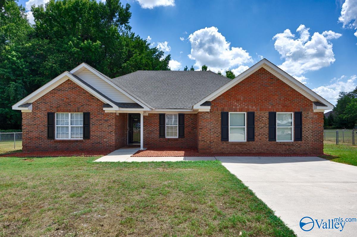 Hazel Trce, Hazel Green, AL 35750