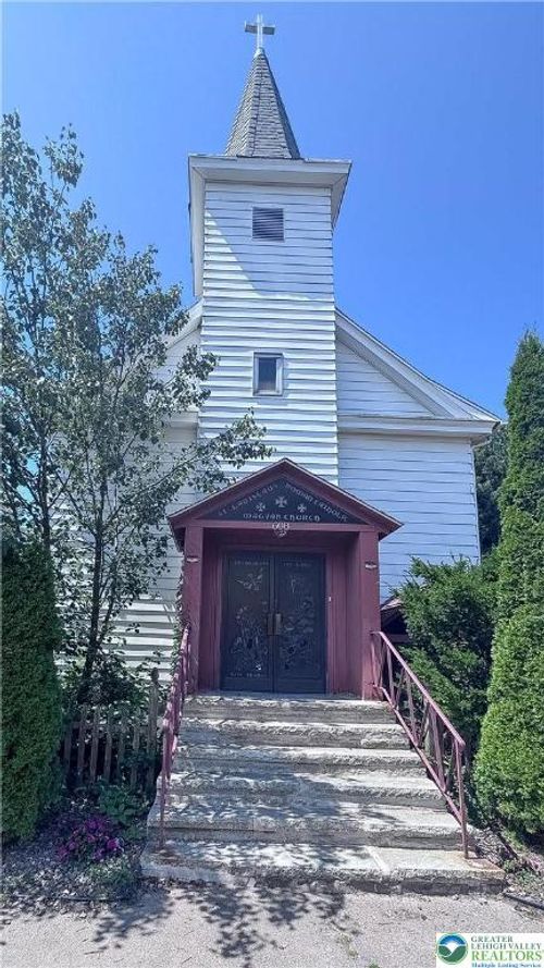 608 Mckinley St, Hazleton, PA, 18201-4012 | Card Image