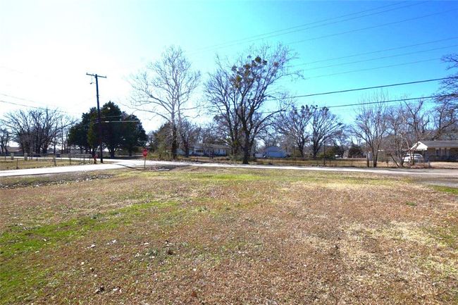 803 S Fargo St, House other with 3 bedrooms, 1 bathrooms and null parking in Muldrow OK | Image 16