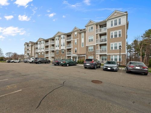 107-2 Francis Dr, Andover, MA, 01810-0041 | Card Image