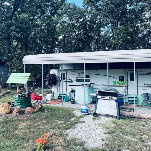 8943 Oriole Cir, French Village, MO, 63036-1556 | Card Image