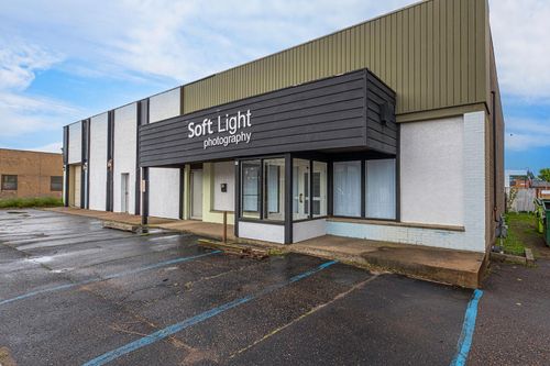 33 W King St, RHINELANDER, WI, 54501-3460 | Card Image