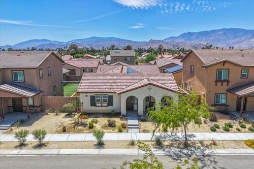 67373 Rio Largo Rd, Cathedral City, CA, 92234-8669 | Card Image