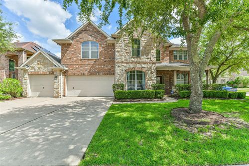 12206 Bell Creek Dr, Pearland, TX, 77584-1625 | Card Image