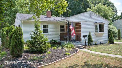 418 Labian Dr, Flushing, MI, 48433-1749 | Card Image