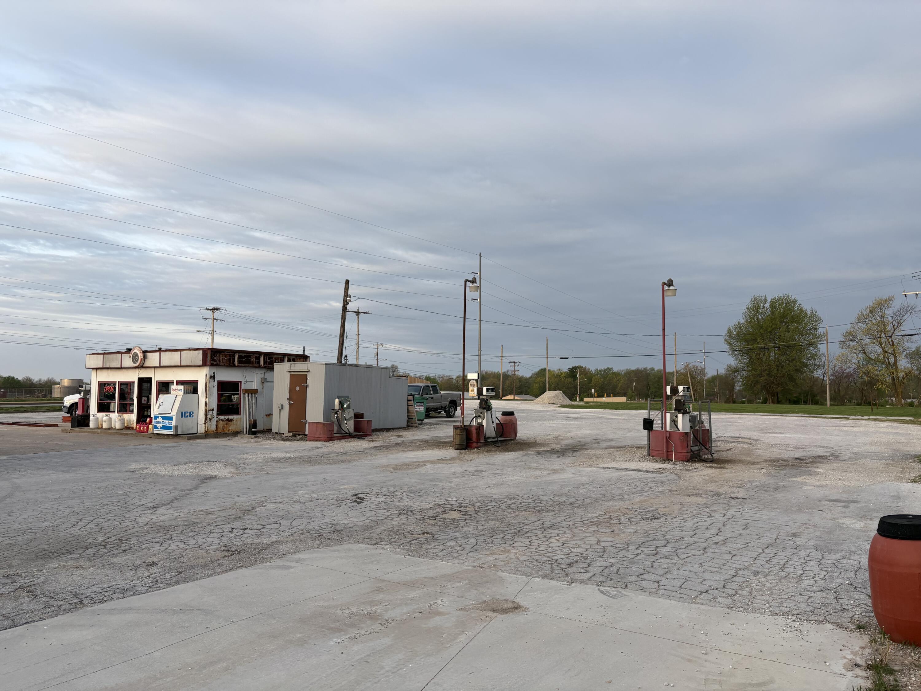 Commercial Sale in Springfield 5
