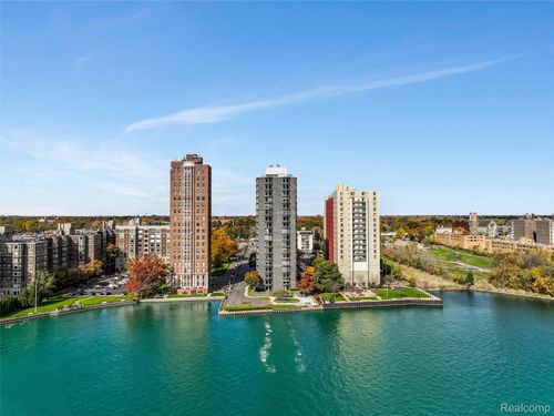 apt-506-8200 E Jefferson Ave, Detroit, MI, 48214-2697 | Card Image