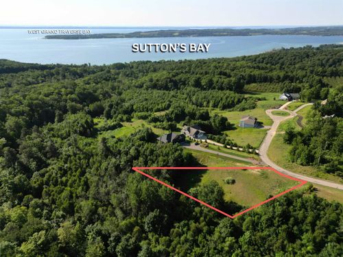 1886 N Blue Water Ct, Suttons Bay, MI, 49682-9748 | Card Image