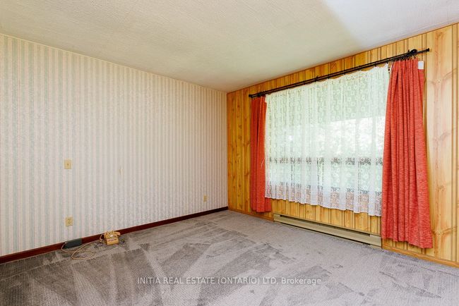 37364 Londesboro Rd, Home with 3 bedrooms, 2 bathrooms and 20 parking in Goderich ON | Image 32