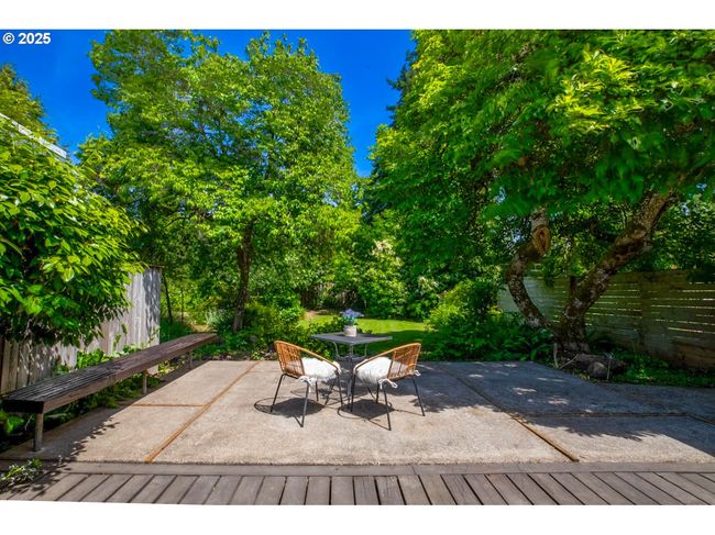 1439 Barton St, House other with 3 bedrooms, 2 bathrooms and null parking in Eugene OR | Image 26