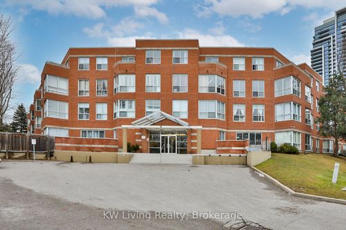 101-9 Chalmers Rd, Richmond Hill, ON, L4B3N3 | Card Image