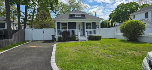 87 Willet Avenue, Islip, NY, 11782 | Card Image