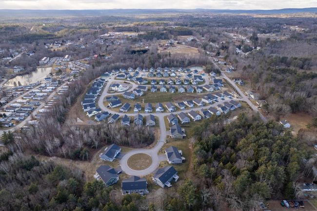 42 - 7 Mulberry Ln, Condo with 2 bedrooms, 2 bathrooms and null parking in Epping NH | Image 38