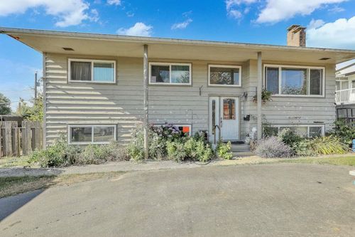 15041 Peacock Pl, Surrey, BC, V3R4W5 | Card Image