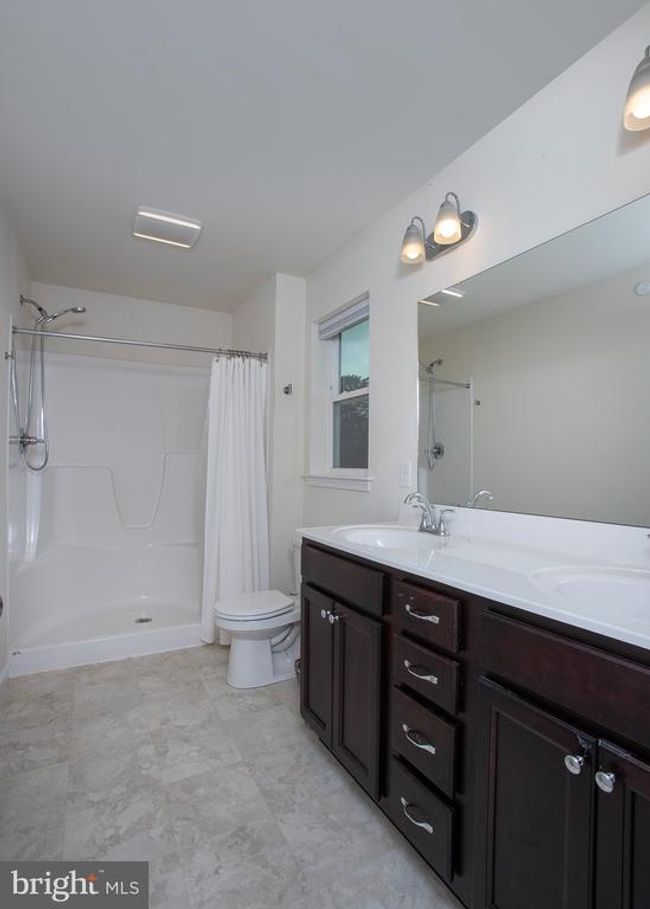 807 Anthony Dr, Townhouse with 3 bedrooms, 3 bathrooms and null parking in HARRISBURG PA | Image 20