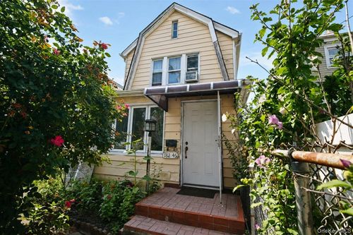 18246 90th Ave, Hollis, NY, 11423-1732 | Card Image
