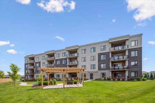 204-99A Farley Rd, Fergus, ON, N1M0J9 | Card Image