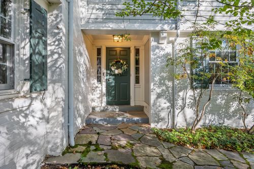 175 Tokeneke Dr, North Haven, CT, 06473-4367 | Card Image