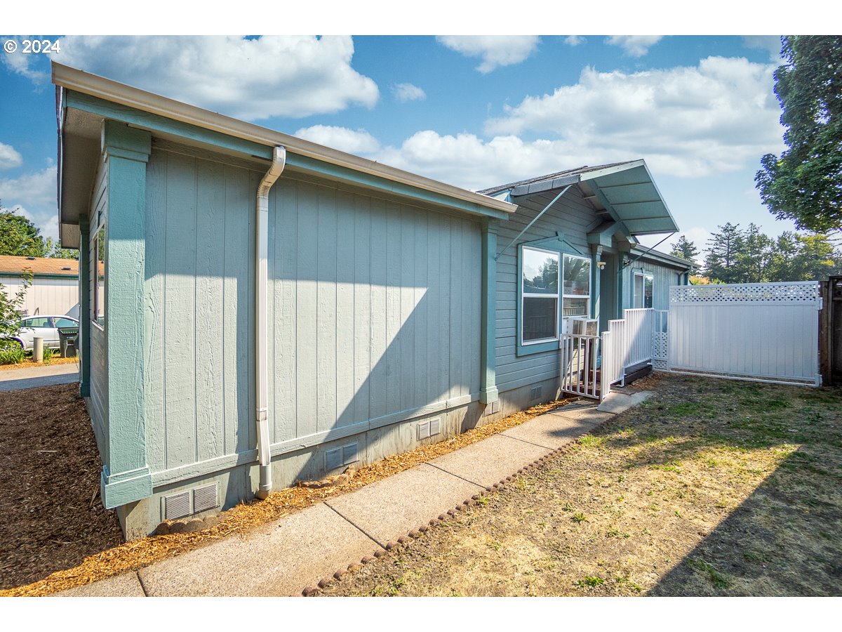 Crestview Dr, Fairview, OR 97024