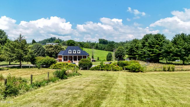 22643 Twin Oaks Rd, House other with 5 bedrooms, 4 bathrooms and null parking in Abingdon VA | Image 91