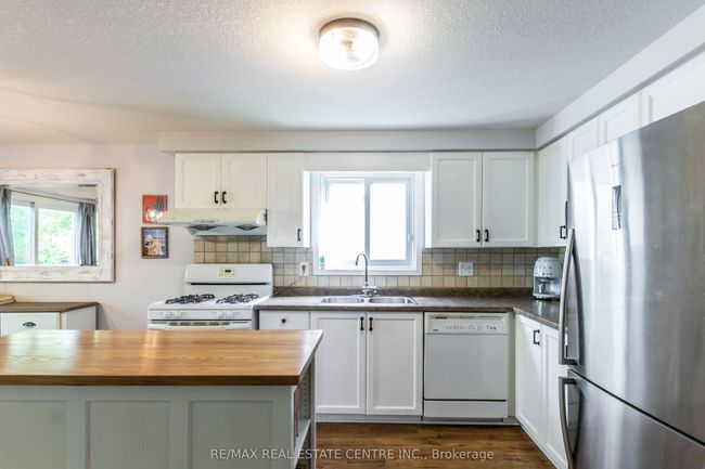 760 Butternut Ave, House other with 3 bedrooms, 3 bathrooms and 2 parking in Waterloo ON | Image 11