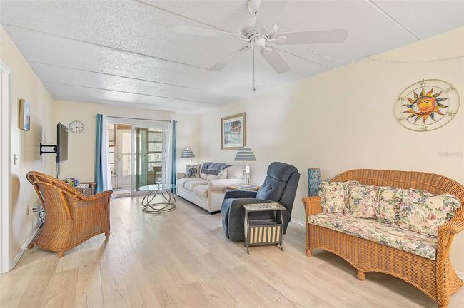 APT-115 - 708 Tamiami Trl S, Condo with 2 bedrooms, 2 bathrooms and null parking in VENICE FL | Image 5