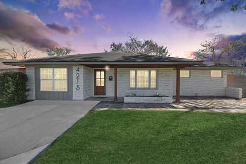 4218 T C Jester Blvd, Houston, TX, 77018-4037 | Card Image