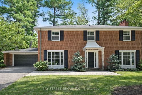 178 Breezy Pines Dr, Mississauga, ON, L5B1B4 | Card Image