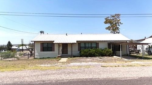 312 E Kerr St, Sanderson, TX, 79848 | Card Image