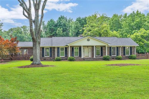 216 South Carolina 413, Belton, SC, 29627 | Card Image