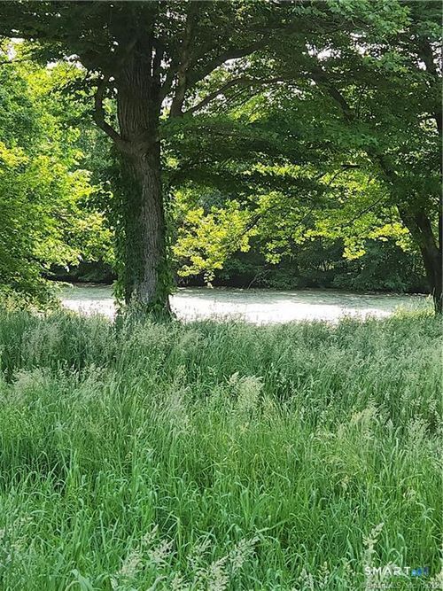 100 Kahn Rd, North Franklin, CT, 06254-1605 | Card Image