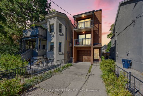 54 Wright Ave, Toronto, ON, M6R1K8 | Card Image