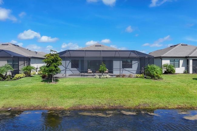 15344 Serene Shores Loop, House other with 4 bedrooms, 2 bathrooms and null parking in Bradenton FL | Image 26