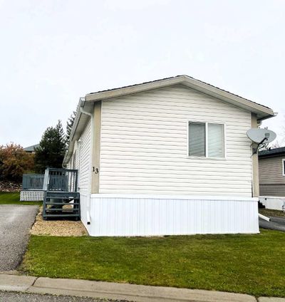 13 - 851 63 St, Home with 3 bedrooms, 2 bathrooms and 2 parking in Edson AB | Image 3