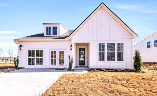 2895 Butlers Green Cir, Chattanooga, TN, 37421-6940 | Card Image