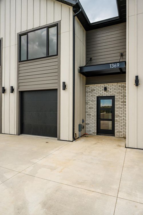 1369 Duncan Dr, Sheridan, WY, 82801-9216 | Card Image
