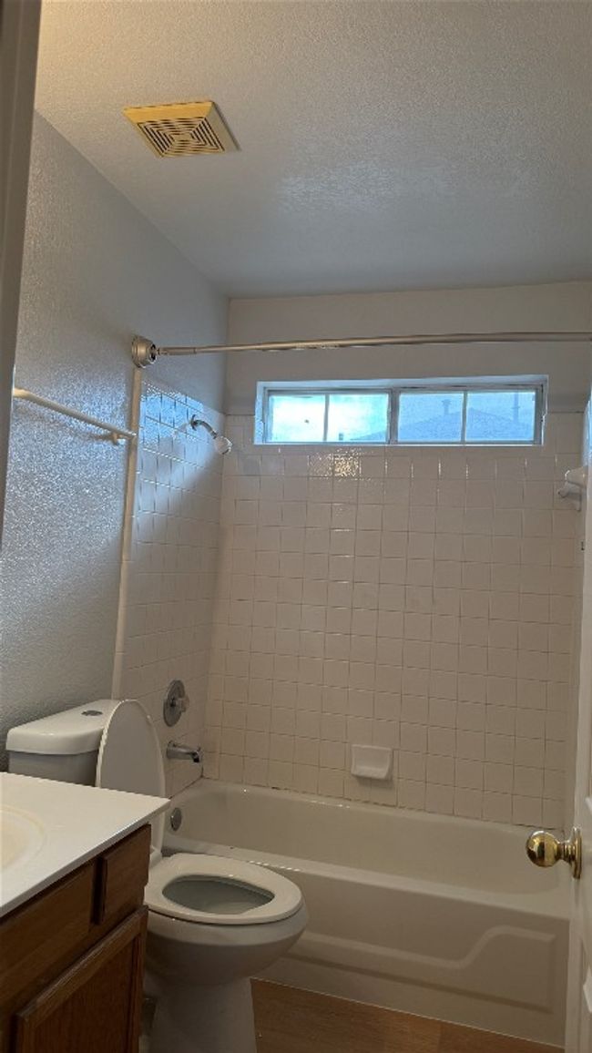 1502 Woodstone S, House other with 3 bedrooms, 2 bathrooms and null parking in Cedar Park TX | Image 10