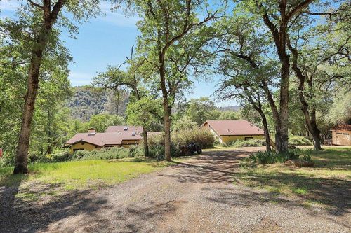 19077 Sanctuary Road, Penn Valley, CA, 95946 | Card Image
