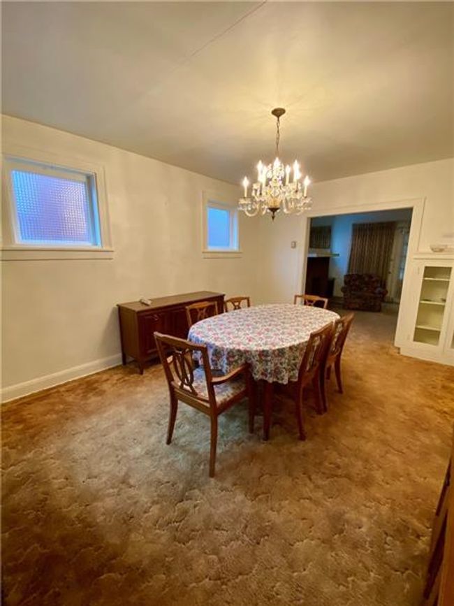 323 Johnston Ave, Sold in Hazelwood Zoocasa