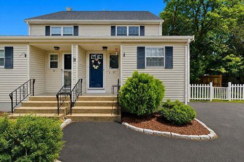 57-57 Quincy Way, Attleboro, MA, 02703-1065 | Card Image