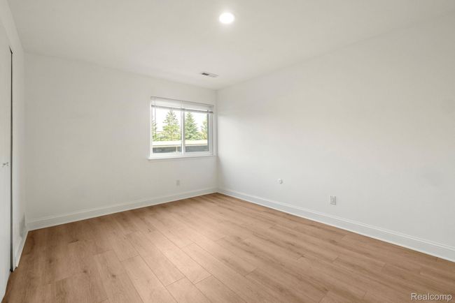 29-web-or-mls-B858CC60-F6BA-4875-8CD8-170EF3DBAA9E_1_201_a.jpeg | Image 20