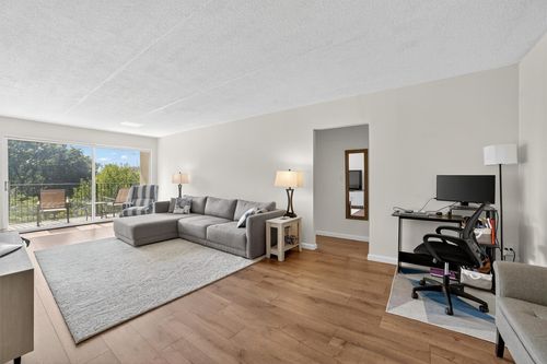 apt-3k-130 Colonial Pkwy, Yonkers, NY, 10710-3821 | Card Image