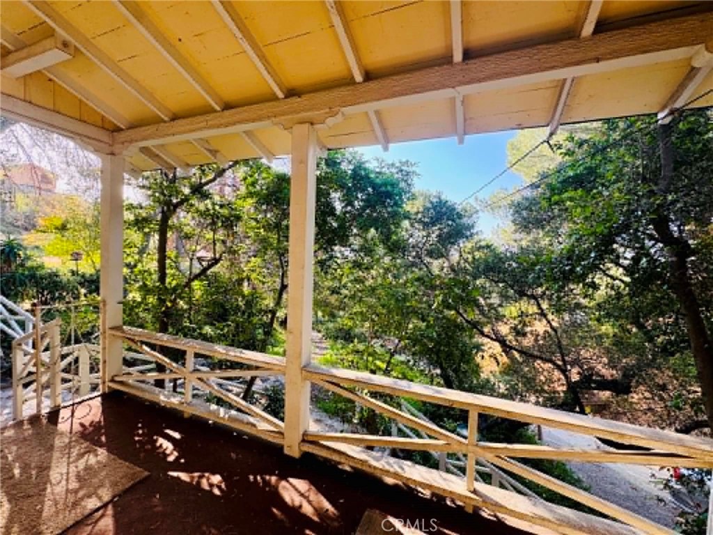 Residential in Sunland 3