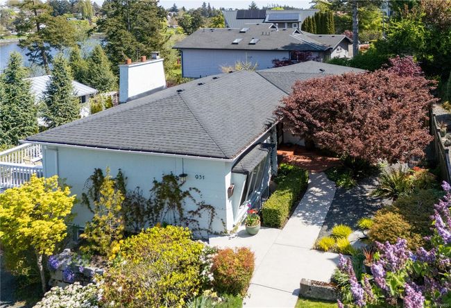 931 Mesher Pl, House other with 3 bedrooms, 3 bathrooms and 4 parking in Esquimalt BC | Image 5