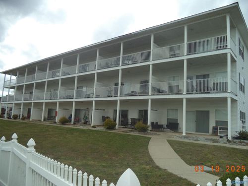 apt-1002-5799 Bay Village Dr, Athens, AL, 35611-8799 | Card Image