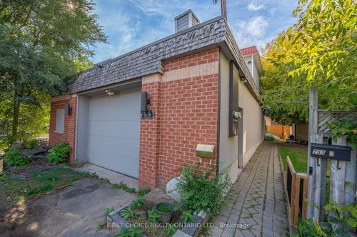 253 Frechette St, Vanier, ON, K1L7T3 | Card Image