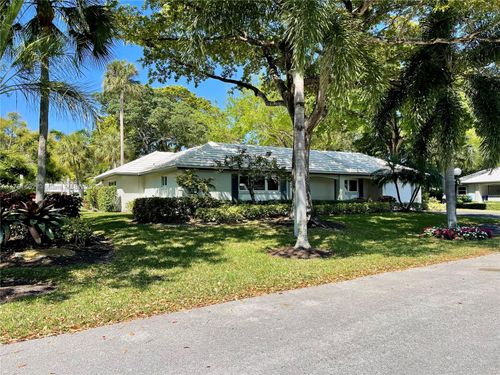 v-49-807 E Cypress Ln, Pompano Beach, FL, 33069 | Card Image